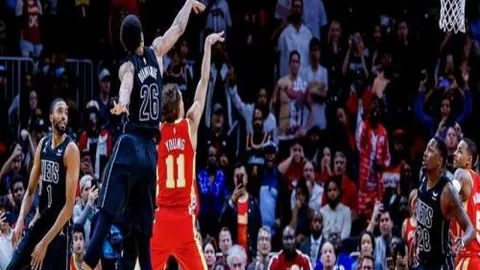 【铁锤荣耀对决】独家呈现：西汉姆联激战诺丁汉森林，球迷盛宴不容错过！